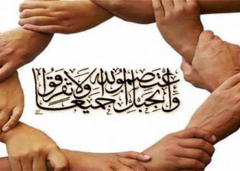 زانایانی سوننەی کرماشان: ڕێنماییەکانی ڕێبەری مەزنی شۆڕشی ئیسلامی، ڕووناکی بەردەم ڕێگای یەکڕیزی جیهانی ئیسلامە