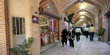 عودلاجان، بازاڕچەی تایبەت بە پیشەسازییە دەستییەکانی ئێران لە تاران