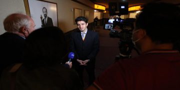 مەنسوور جیهانی بۆ ئاژانسی “فڕانس پڕێس”: سینەماکارانی گەورەی ئێران لە فێستیڤاڵی کورتە فیلمی تارانەوە بە سینەمای جیهان ناسێندرا