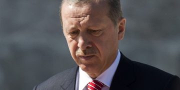 ئەردۆغان و کێشەکانی بەردەم تورکیا