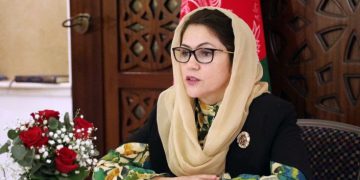 خەڵاتی ئانا پۆلیتکۆ فسکایا «ڕێکخراوی ژنان لە شەڕ»دا درایە فەوزیە کووفی