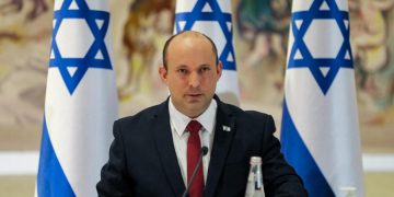 ڕژێمی زایۆنیستی: ئێرانییەکان لە دوورەوە ئازارمان دەدەن