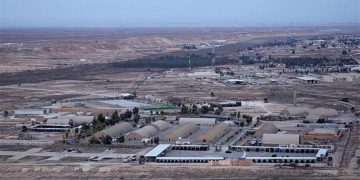 بەرپرسێکی پێشووتری عێراق: ئەمریکا پەرە بە بنکە سەربازییەکانی دەدات