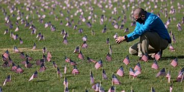 کۆرۆنا گەورەترین بکوژی ئەفسەرانی پۆلیسی ئەمریکا