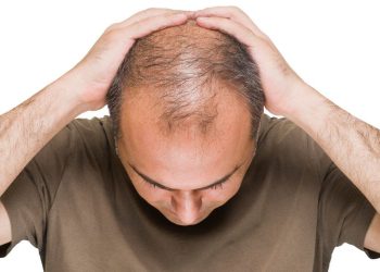 بە 7 خواردن ڕێگری لە ڕوتانەوەی قژت بکە