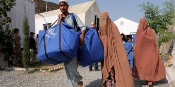 دۆخی نالەباری 50 هەزار پەنابەری ئەفغان لە بنکە سەربازییەکانی سوپای ئەمریکا