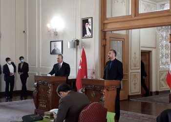 کۆبوونەوەی وەزیرانی دەرەوەی ئێران و تورکیا / ئەردۆغان سەردانی تاران دەکات