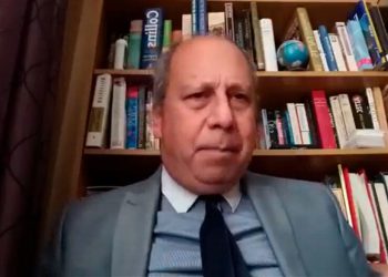 شرۆڤەکارێکی سیاسی: ئەمریکا لە ترسی ئیسرائیل بۆ ڕێکەوتنی ناوەکی ناگەڕێتەوە