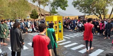 کۆتایی هاتنی فێستیڤاڵی شانۆی سەرشەقامی مەریوان