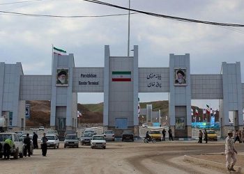 جموجوڵە بازرگانییەکان لە خاڵی سنوری پەروێزخان دەستیپێکردەوە