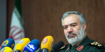 جێگری فەرماندەی سوپای پاسداران: شکستی ئەمریکامان بەردەوام بینیوە