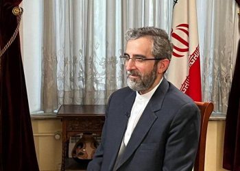 باقری: هێزی بەرگریی ئێران دانوستانی لە سەر ناکرێت