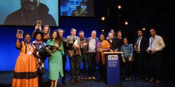 خەڵاتەکانی فێستیڤاڵی«ئیدفا» پێشکەش کران/ بەشی سینەمای ئێران دوو خەڵات بوو