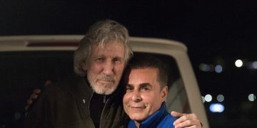 دوو ئەکتەرە کوردەکەی “بەهمەن قوبادی” لە فێستیڤاڵی فیلمی “تۆکیۆ” خەڵاتیان بەدەستهێنا