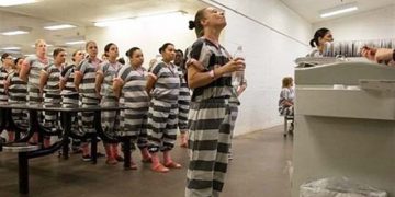 چین: لە ئەمریکا نزیکەی 325 هەزار ژن و منداڵ قوربانیی کۆیلەی سێکسین