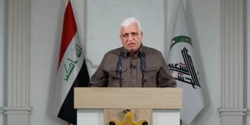 فالح فەیاز: پشت بەستن بە بێگانەکان چارەسەری کێشەکان ناکات