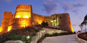 خوڕەم ئاوا شاری مێژوو و سرووشتی ئێران