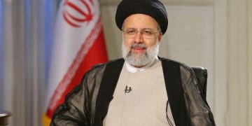 ڕەئیسی: هەر هەڵەیەکی دوژمنان ڕوبەڕوی وەڵامی توندی هێزە چەکدارەکانی ئێران دەبێتەوە