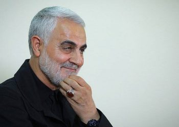 شارەزایەکی سیاسی: شەهید سولێمانی سەرجەم پیلانەکانی ئەمریکای لە ناوچەکە ڕوبەڕوی شکست کردەوە