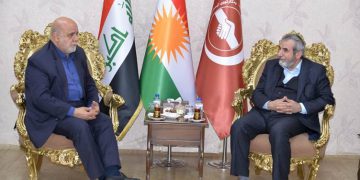 ناوەڕۆکی کۆبوونەوەی باڵیۆزی ئێران و ئەمینداری گشتی یەکگرتووی ئیسلامی کوردستان