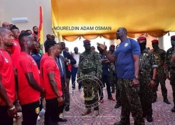 پەیامی توندی سەرۆکی گینیا بۆ یاریزانانی وڵاتەکەی