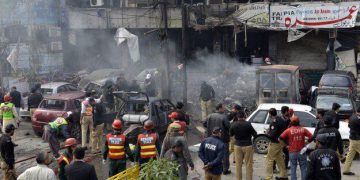 تەقینەوەیەک لە پاکستان دەیان کوژراو و برینداری لێکەوتەوە