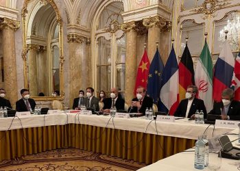 سەرچاوەیەکی ئێرانی لە ڤیەننا: هیچ وادەیەک بۆ گەیشتن بە ڕێکەوتن دیاری نەکراوە