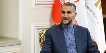 ئەمیر عەبدوڵڵاهیان: لە سەر هەڵگرتنی گەمارۆکان دەبێت بەرژەوەندییەکانی ئێران دابین بکرێت