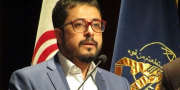 باڵیۆزی یەمەن لە تاران: چەکەکانی ئێمە ئێرانی نین