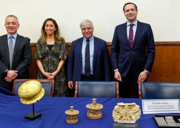 عێراق 5 پارچە ئاسەواری مێژوویی لە ئەمریکا وەرگرتەوە