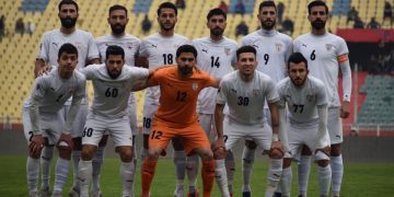 نەورۆز گرێبەستی چوار یاریزانی راگەیاند