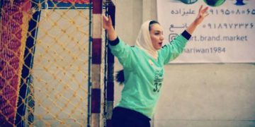 سه‌یران عه‌لى ئه‌حمه‌دى، ئه‌و گۆڵپارێزه‌ كورده‌ى حه‌ڤده‌ ساڵه‌ به‌رگرى له‌ تۆره‌كانى یانه‌ گه‌وره‌كان ده‌كات