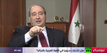 فەیسەڵ مێقداد: وڵاتانی عەرەبی لە دوژمنایەتی ئێران هیچ سوودێک نابینن