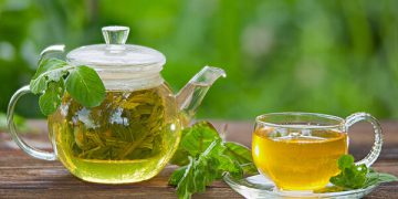 لە سەر خواردنی چای سەوز چەند زانیارییەکی گرنگ بزانە