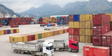 بازرگانی 41 ملیار دۆلاریی ئێران لە گەڵ وڵاتانی دراوسێ