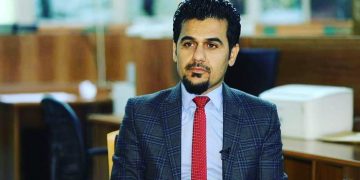 ئازاد ئیبراهیم ئەحمەد: کورد خاوەن یەک گوتاری نەتەوەیی لە بەغدا نییە