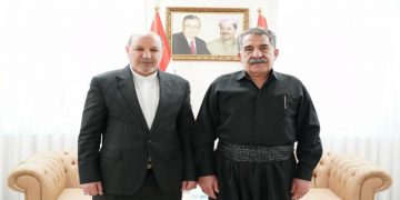 سەرکونسوڵی ئێران لە هەولێر سەرەخۆشی لە وەزیری ڕۆشنیری دەکات