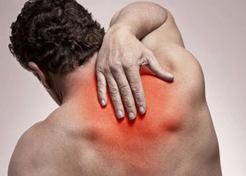 چۆن ئازاری پشت بە بێ نەشتەرگەری کەم بکەینەوە؟