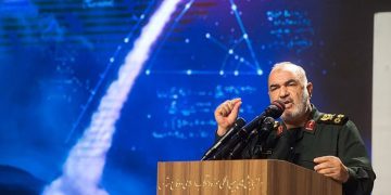 فەرماندەی سوپای پاسداران: هەر هەڵەیەکی بچووکی دوژمن ڕوبەڕوی وەڵامی گەورەی ئێمە دەبێتەوە