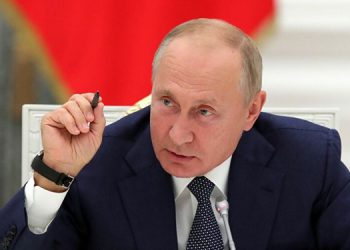 پوتین: هەناردەی وزەی ڕووسیا بەردەوام بێت