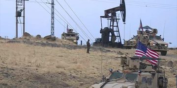 بنکەی سەربازیی ئەمریکا لە دەیرەزۆری سوریا کرایە ئامانج