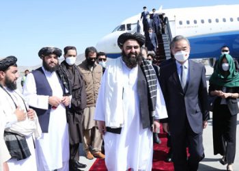 وەزیری دەرەوەی چین سەردانی ئەفغانستانی کرد