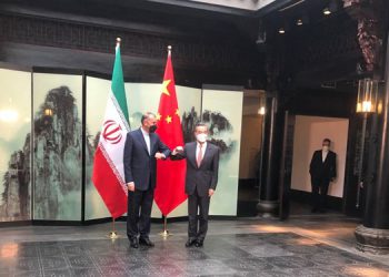 وەزیرانی دەرەوەی ئێران و چین لە شاری تونشی کۆبوونەوە