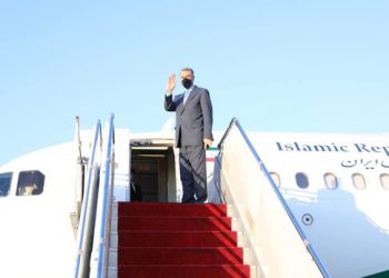 وەزیری دەرەوەی ئێران بە سەردانێک لە لوبنانە