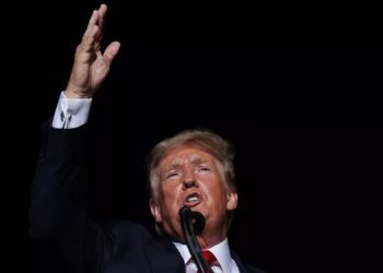 ترەمپ: ئێران لە ئێمە ناترسێت، چینیش ڕێزمان لێناگرێت