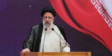 ئایەتوڵڵا ڕەئیسی: لە دانوستانەکانی ناوەکی بە هیچ شێوازێک لە مافەکانی گەلی ئێران پاشەکشە ناکەین