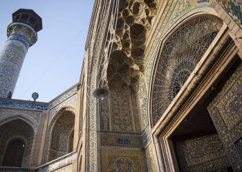 ئەم مزگەوتە بووە شانازی بیناسازیی سەردەمی قاجاڕەکان لە ئێران