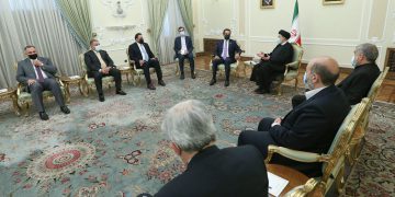 ڕەئیسی: پەرلەمانی نوێی عێراق لە نزیکبوونەوەی زیاتری تاران – بەغدا ڕۆڵی کاریگەری هەیە