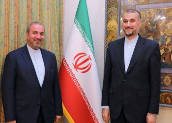 باڵیۆزی نوێی ئێران لە عێراق لە گەڵ ئەمیر عەبدوڵڵاهیان کۆبووە