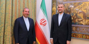 باڵیۆزی نوێی ئێران لە عێراق لە گەڵ ئەمیر عەبدوڵڵاهیان کۆبووە